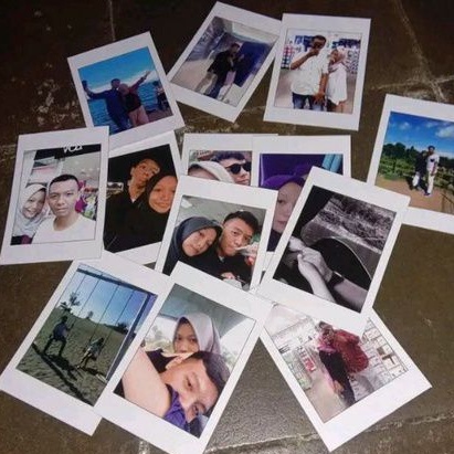 

Paket Foto Polaroid isi 25 beserta laminasi