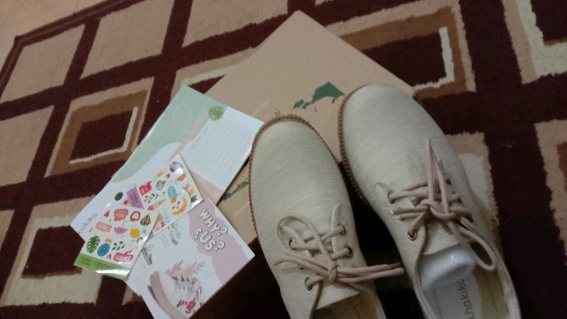 Khakikakiku Mia Rosewood