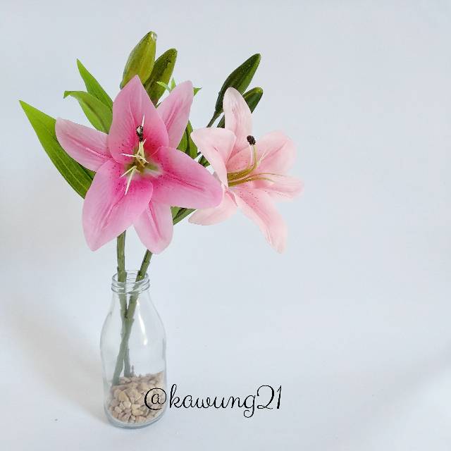 AF01 Bunga Lily Artificial Cantik Dekorasi Rumah Ruang Buket Wedding