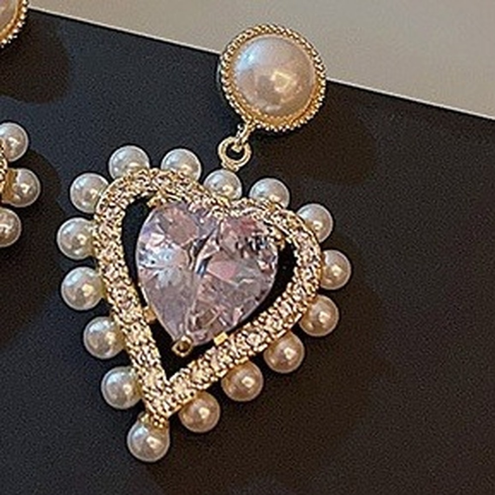 Anting Tusuk Gantung Temperament Desain Hati Hias Zirconmutiara Gaya Retrobarok Cantik Untuk Wanita