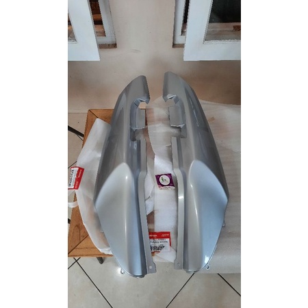 Cover Body Belakang Silver Tiger Lama 2000 Tilam Original AHM