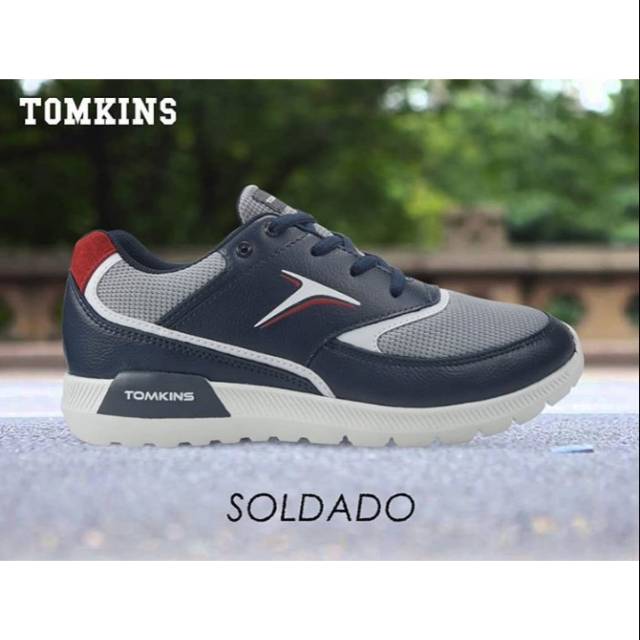 Sepatu tomkins pria soldado grey