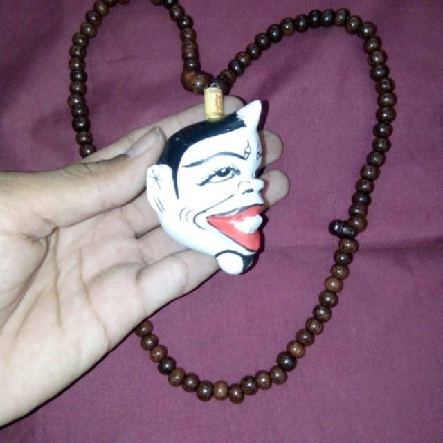 Kalung tasbih kepala semar