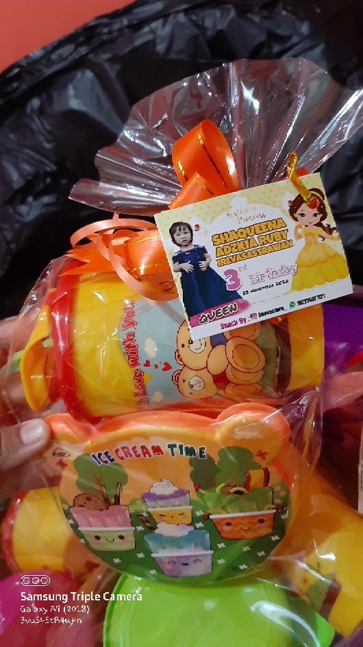 Souvenir Ultah Botol Minum Kotak Makan Mini