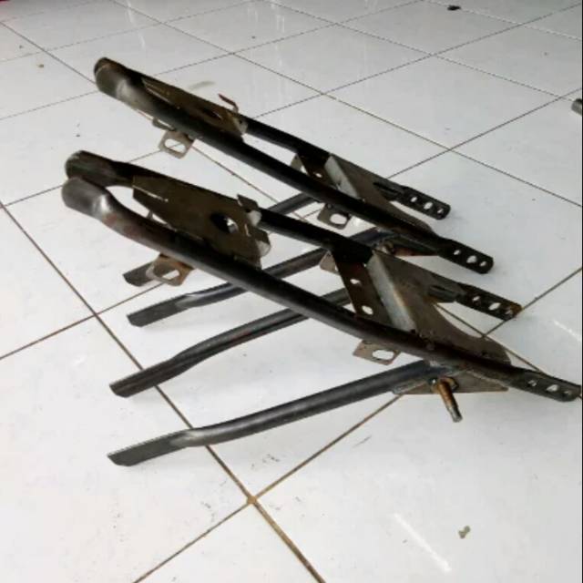 Frame Rangka CB 100 Gl 100 Gelatik Glatik 125 Gl Mp Tiger Tirev Sambungan Belakang Buntut Ekor
