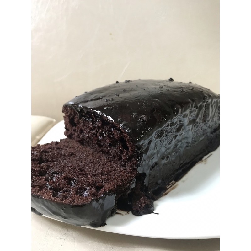 

Super Moist Chocolate Cake 20 x 10 x 7 cm