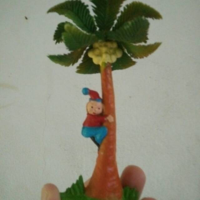 topper pohon kelapa besar lokal plastik