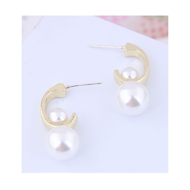LRC Anting Tusuk Fashion Gold 925 Silver Needle Pearl Stud Earrings A58945