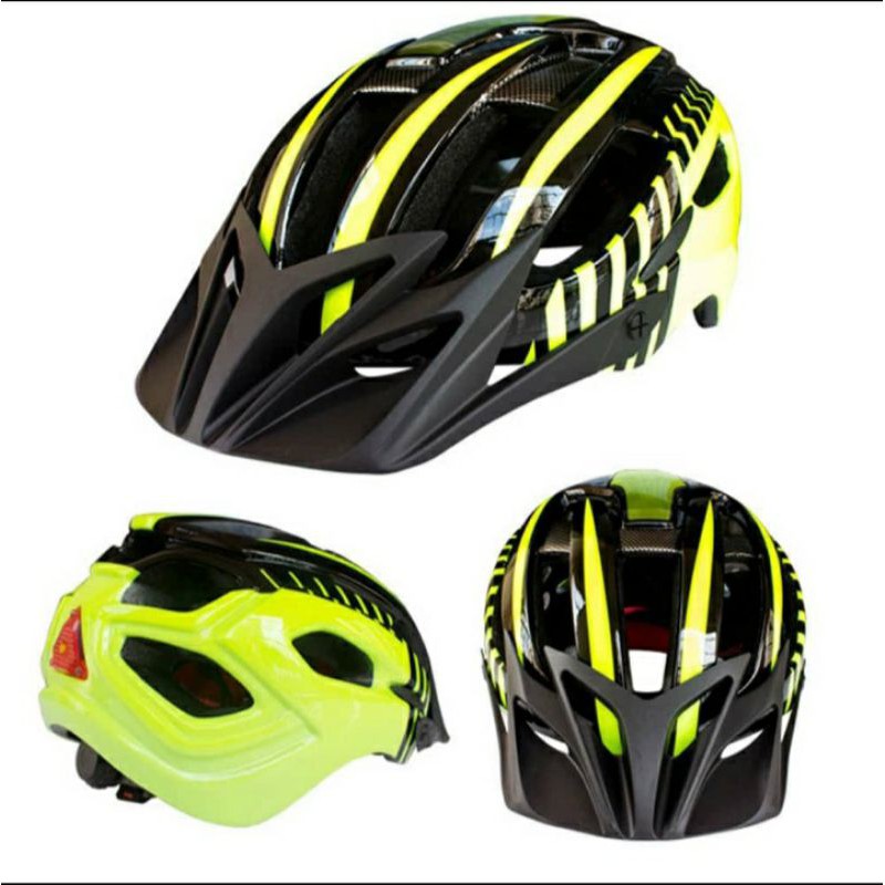 helm sepeda gunung MTB taffsport ada lampu belakangnya