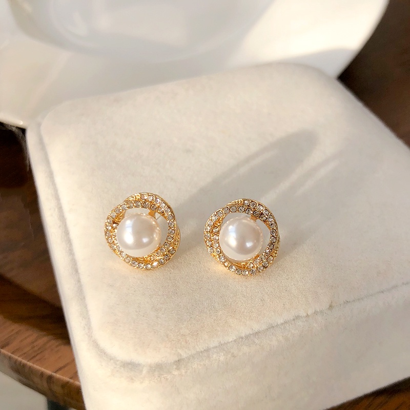 Anting Tusuk Gantung Bahan Sterling Silver 925 Desain Geometri Hias Mutiaraberlian Gaya Trendy Untuk Wanita 2021