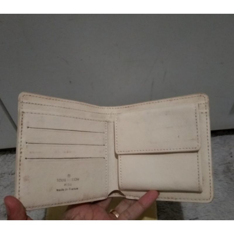 preloved dompet lv azure authentic