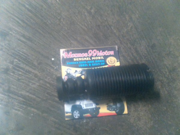 ASLI Daihatsu CHARADE XG / CS / CX / CLASSY  Karet Boot Stoper Shock Absorber DEPAN