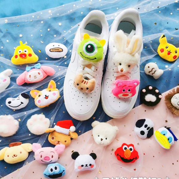 hiasan tali sepatu boneka kartun plush doll shoe pendant agh011 (3G3)