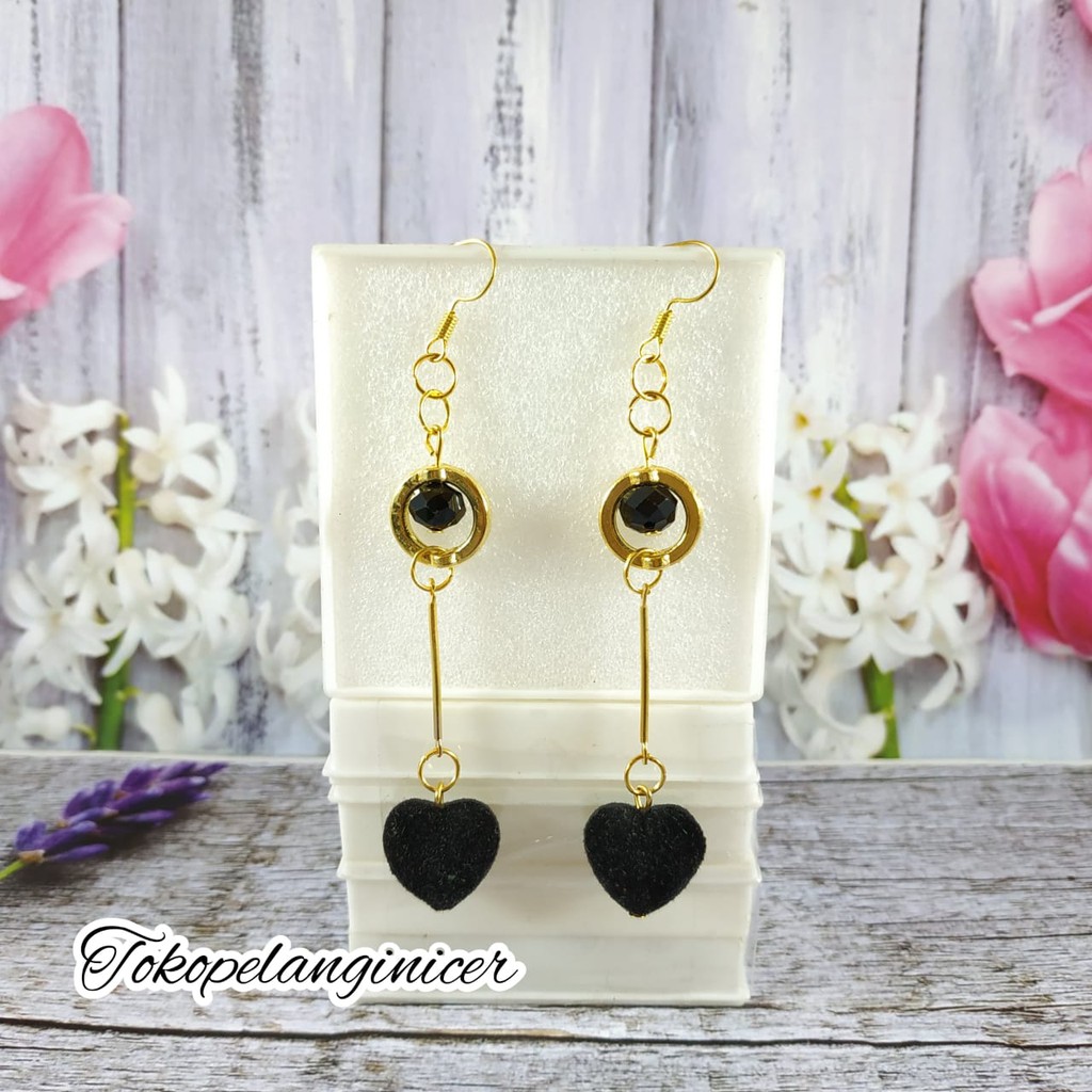 Anting fashion anting Wanita Model KIRLOV ( KristalLove) Unik  anting korea By Tokopelanginicer