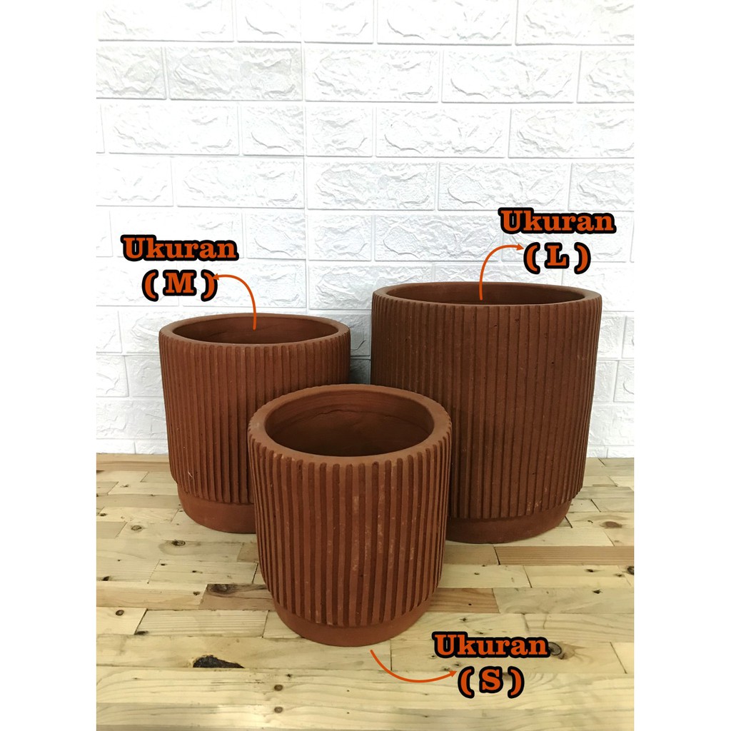 Pot Gerabah Terracotta / PTR KAPSUL Lurus Polos L (D = 22 T = 25)