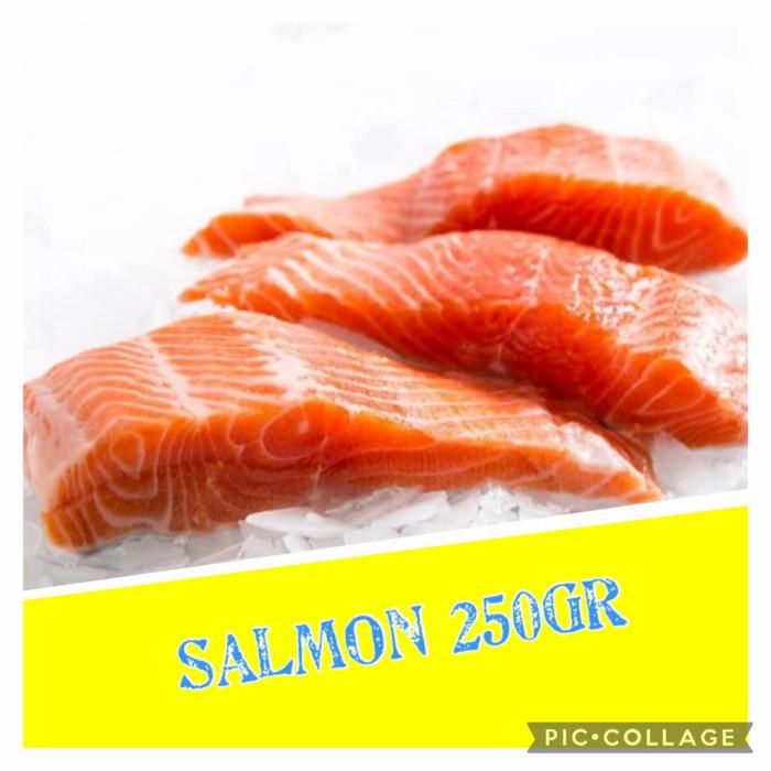 

Fisho | Ikan Salmon Fillet 250 Gr - Norwegian Premium Ready stock