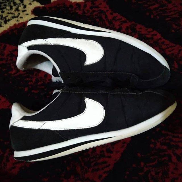 nike cortez second