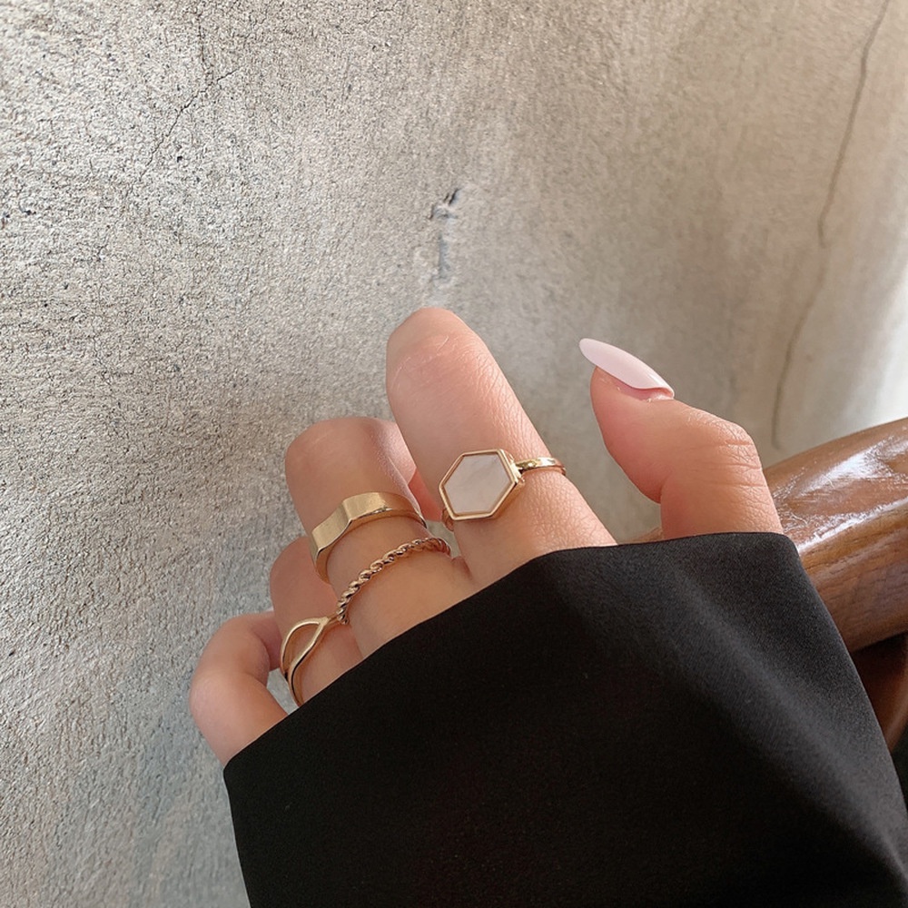 4Pcs/set Korean Simple Geometric Hollow Out Four-piece Ring Female Fashion Ring Wind Index Finger Ring