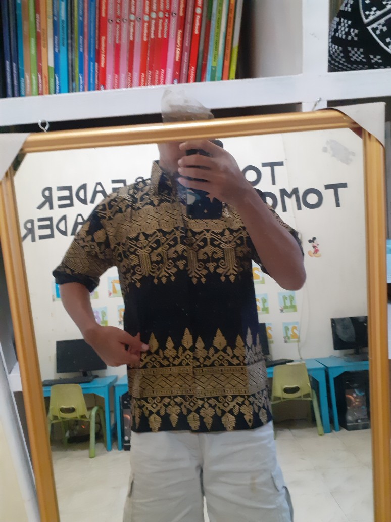 Kemeja Batik Pria Lengan Pendek Motif Anjani Gold