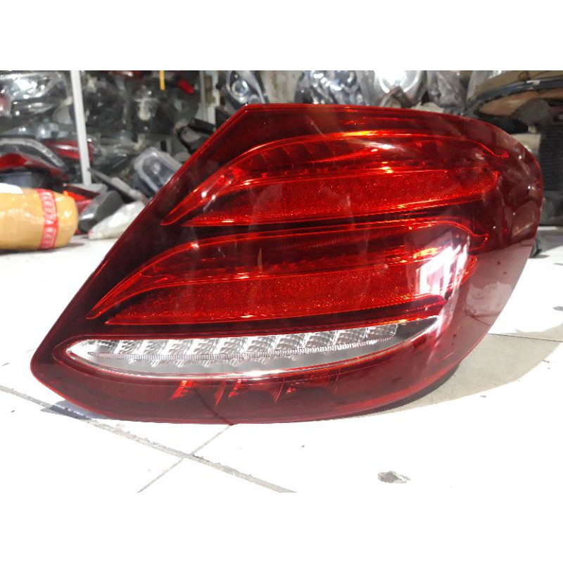 stoplamp Mercedes benz W213 2016 kanan