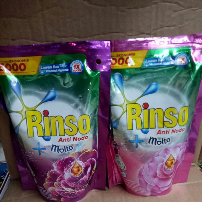 RINSO MOLTO DETERJEN CAIR PERFUME LIQUID 215ML