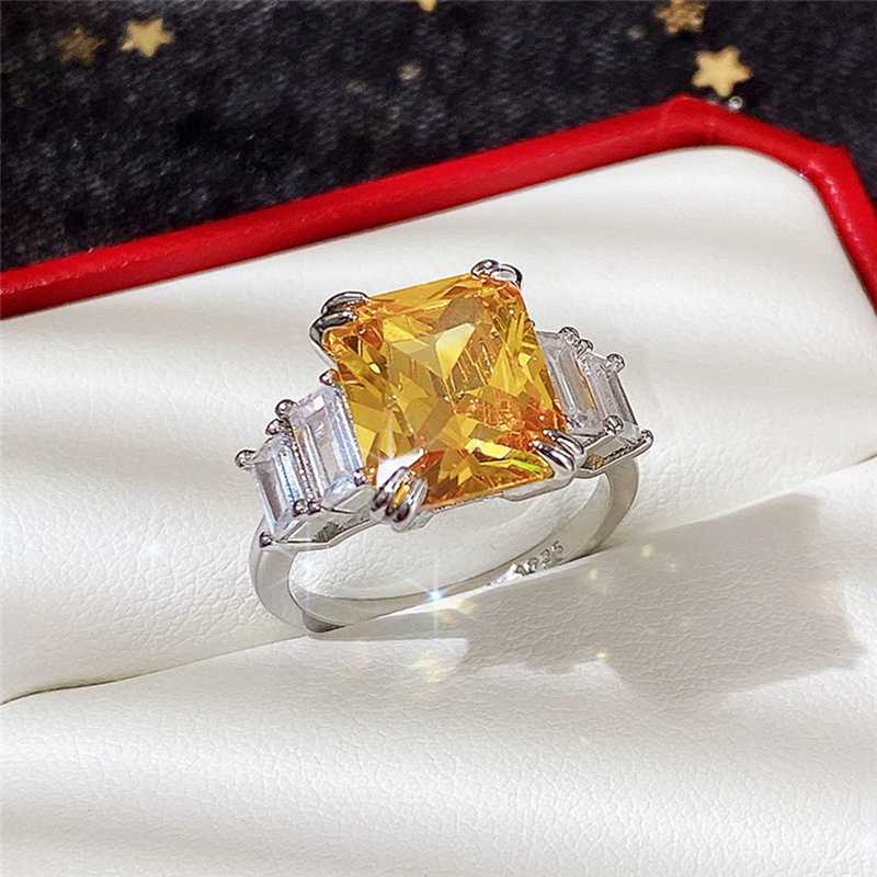 Cincin Bentuk Kotak Geometris Aksen Batu CZ Gaya Elegan Untuk Wanita