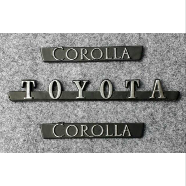 Emblem Toyota corolla KE20 tahun 1970-1971-1972-1973-1974 / emblem mobil classic