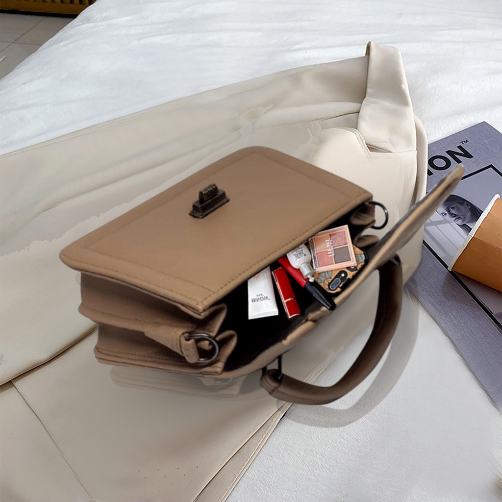 Tas Selempang Wanita Import Sling Bag Rantai Tas Fashion Wanita