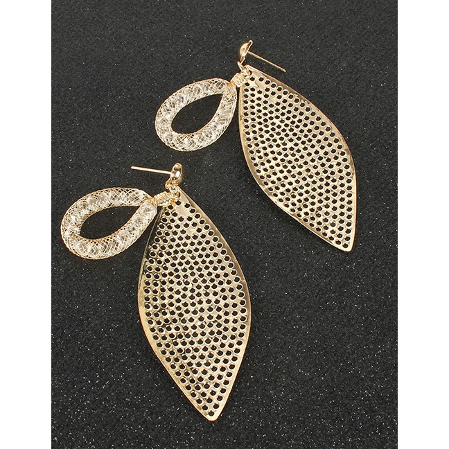 LRC Anting Tusuk Fashion Golden Frosted Mesh Leaf Alloy Hollow Earrings K44456