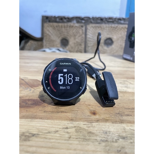 Garmin Forerunner 235