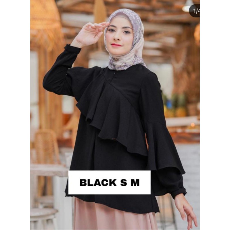 blouse wearing klamby claire blouse (black M BLACK S)