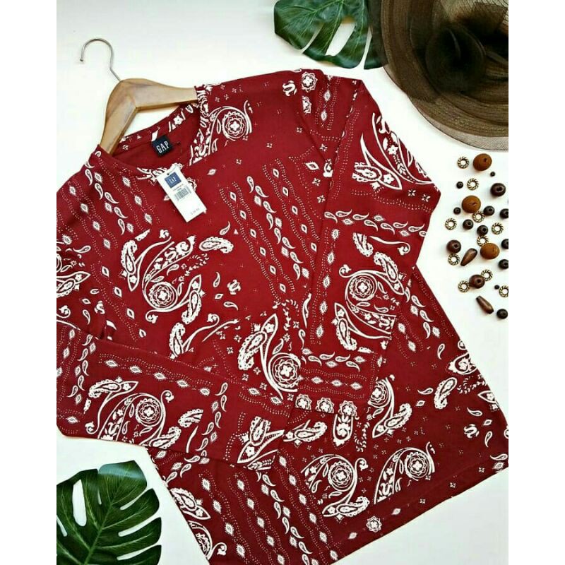 kaos lengan panjang motif batik