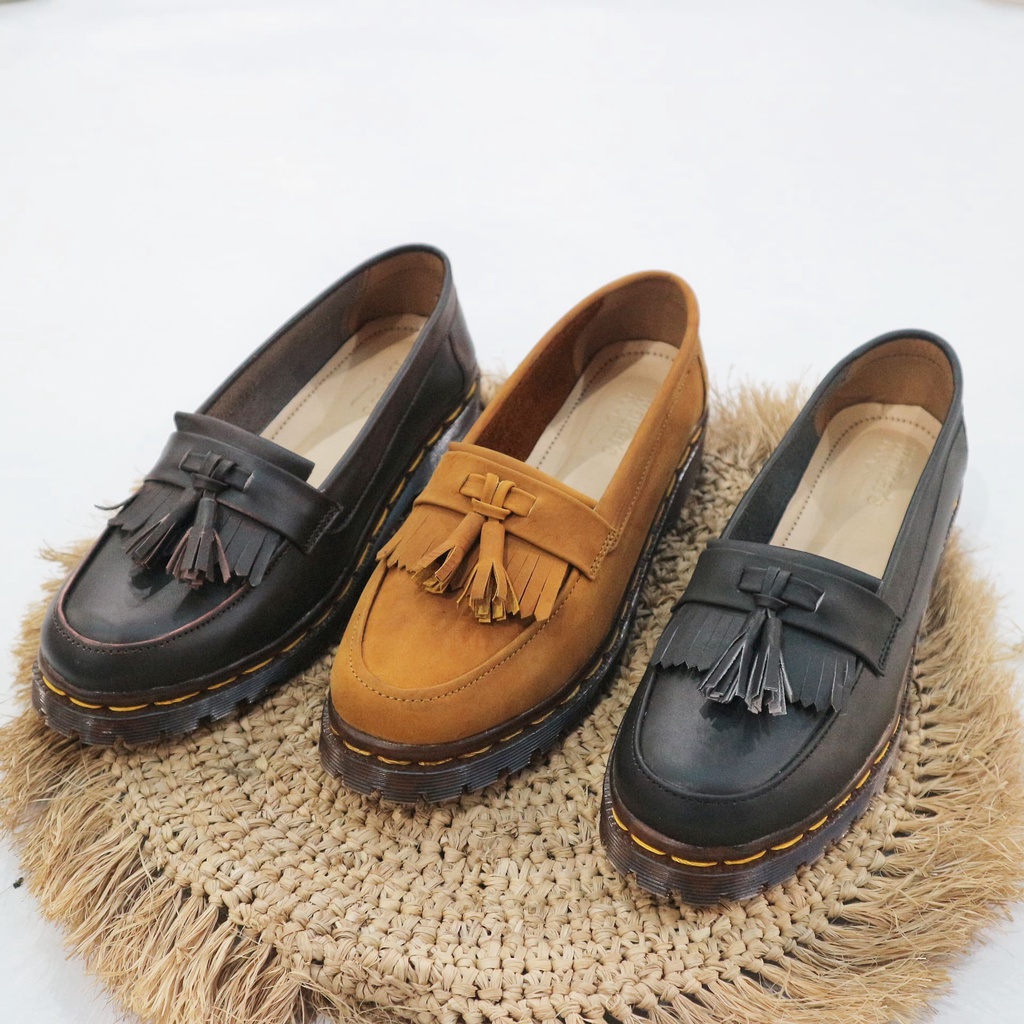 Sepatu Dokmart Wanita Loafer Kulit