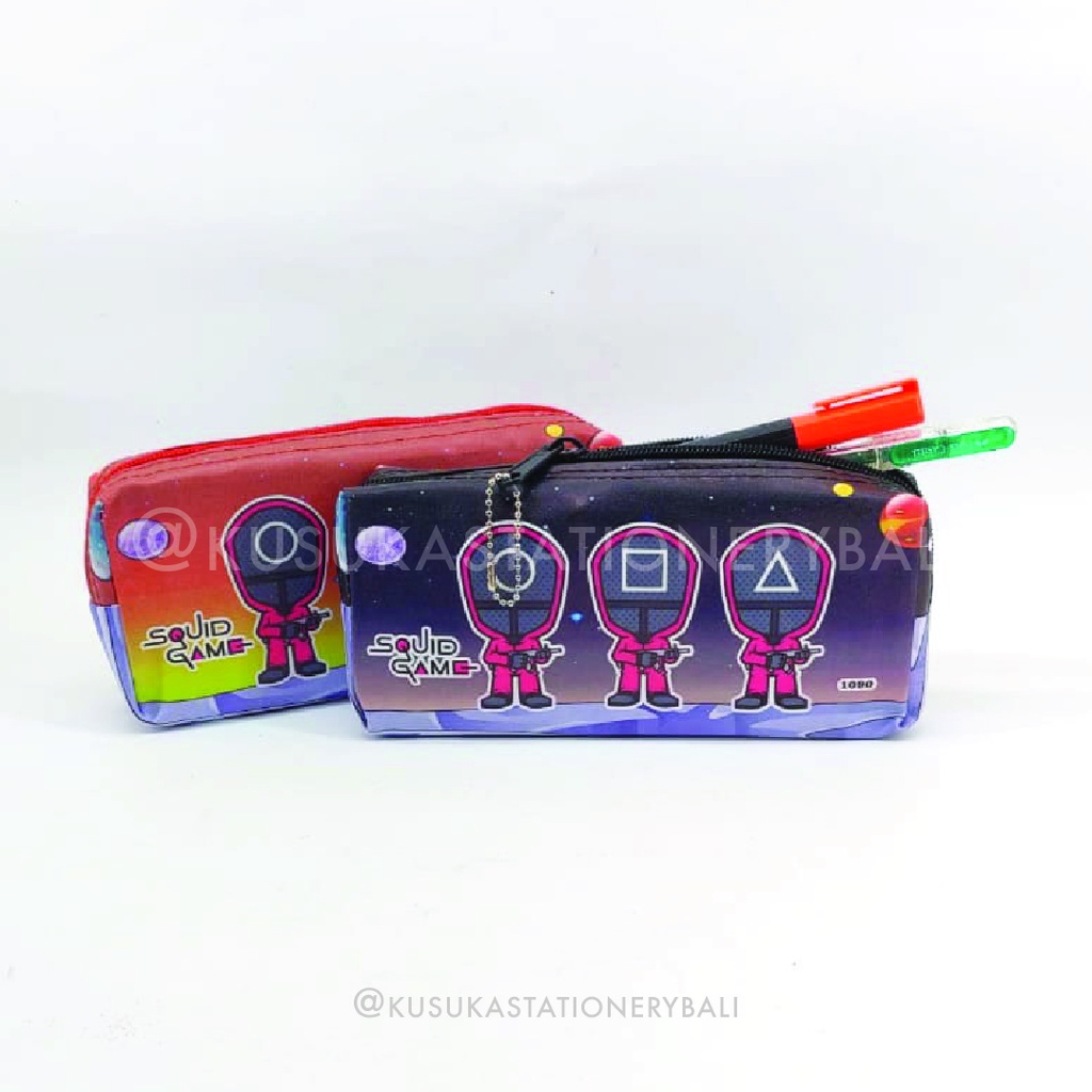 

TEMPAT PENSIL SLETING MOTIF SQUIT GAME 2 1091