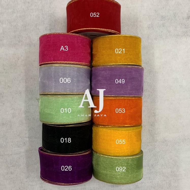 

cbg-153 Pita Organdi List Emas 1,5 Inch / 4 cm (20 YARD)