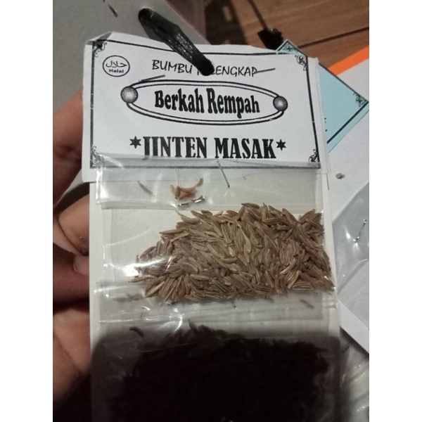 

jinten kapulogo kembang lawang cengkeh asem jawa asam jawa kayu manis aneka bumbu masak murah