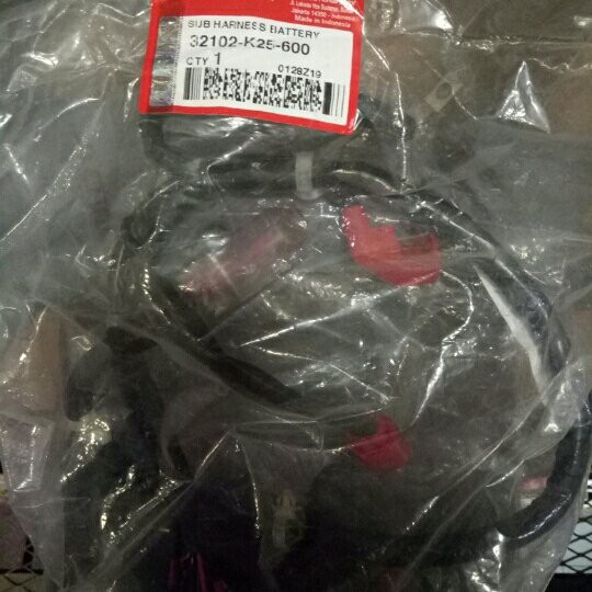 TUTUP SEKRING BEAT FI ESP POP ESP 32102K25600