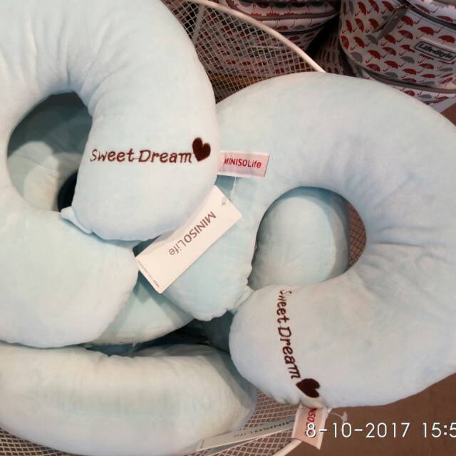 Miniso Bantal leher