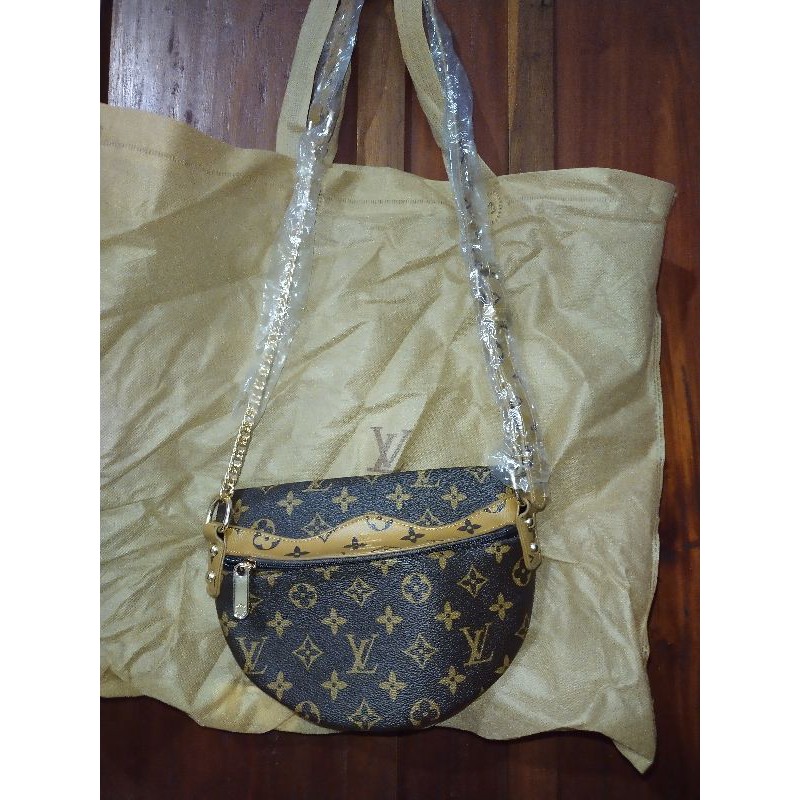 Tas Wanita Slempang LV (kw)