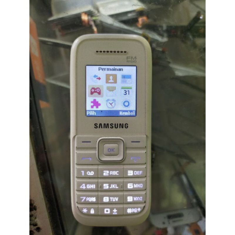 Hp jadul SAMSUNG piton b310e - samsung keystone 3