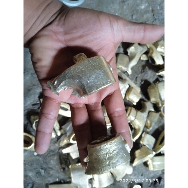 dural kuningan untuk golok dan bowie