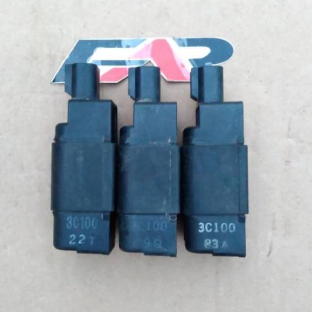 Yamaha Vixion Old 3C1 Condenser Smooting Sensor Penyetabil Arus Kelistrikan