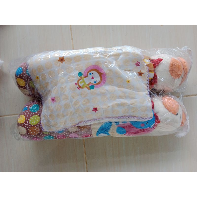 Bantal guling boneka / Guling boneka