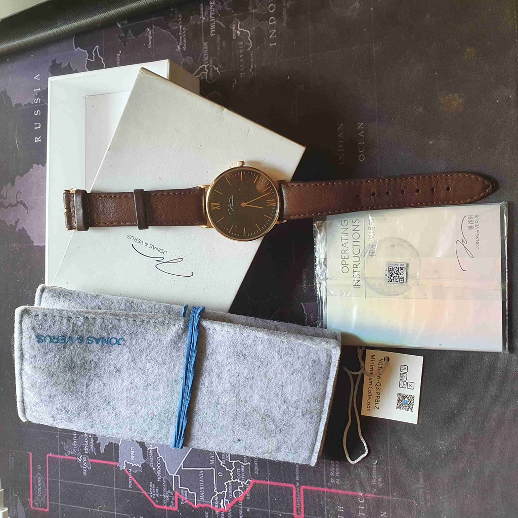 Jam Tangan Jonas & Verus Minimalist Pria Black Dial Brown Leather