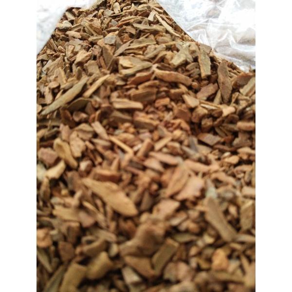 

kayumanis broken atau cassia cinnamon grade KAbc. 1 kg. kualitas ekspor. size 2mm-10mm. harum murah meriah