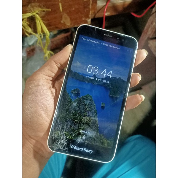 lcd mesin blackberry android bbc100-1