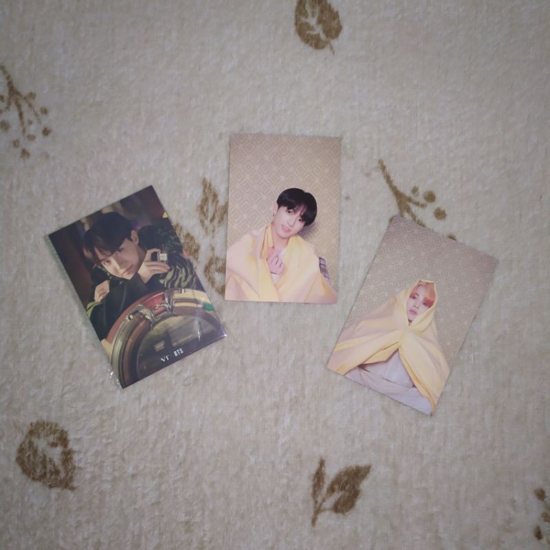 OFFICIAL BTS POSTCARD
