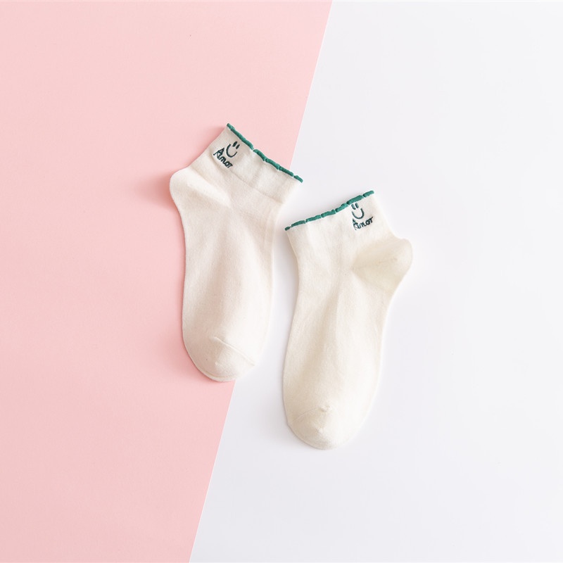 OVERFLOWS.ID Kaos Kaki Import Mata Kaki Ankle Sock Pendek Wanita Remaja Motif Smile Gelombang Kaos kaki Miki Lucu-SMILE WHITE