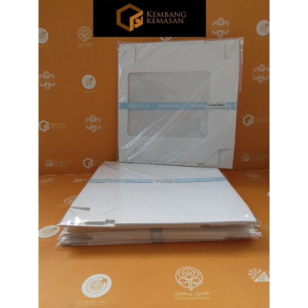 

DIGIPACK WINDOW WHITE CAKE BOX 24X24X5