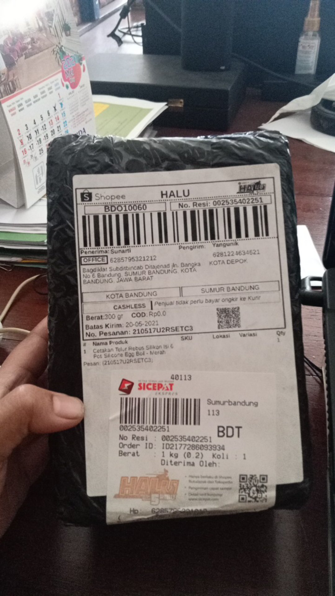 Cetakan Telur Rebus Silikon Isi 6 Pcs Silicone Egg Boil - Merah